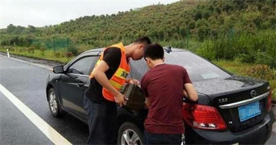 苍南道路救援解答汽车保养的必要性